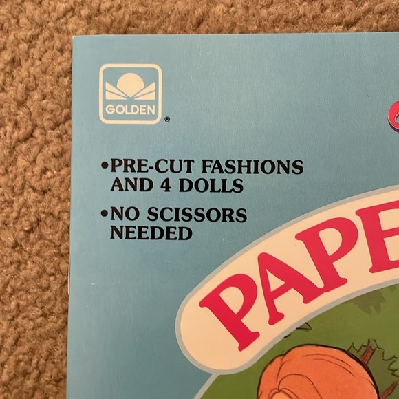 1985 Golden Book “The Heart Family” Paper Dolls - Picture 2 of 10